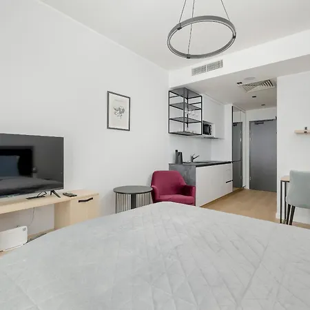Modern In The Centre Of By Renters 아파트 포즈난