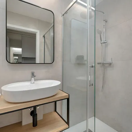 아파트 Modern In The Centre Of By Renters