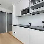 Modern In The Centre Of By Renters ポズナン