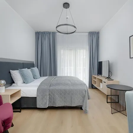 Apartman Modern In The Centre Of By Renters *
