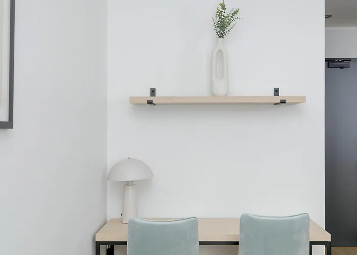 Modern In The Centre Of By Renters Apartment Poznan